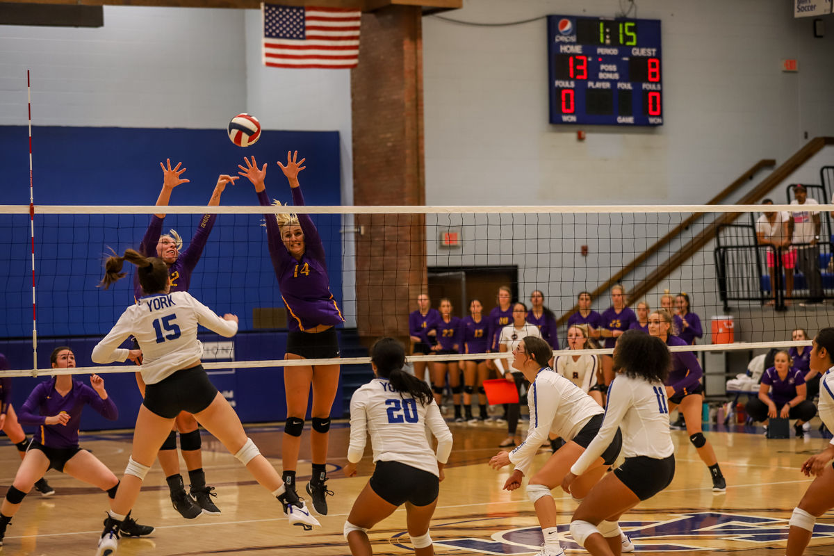 YC VB vs Kansas Wesleyan (30).JPG